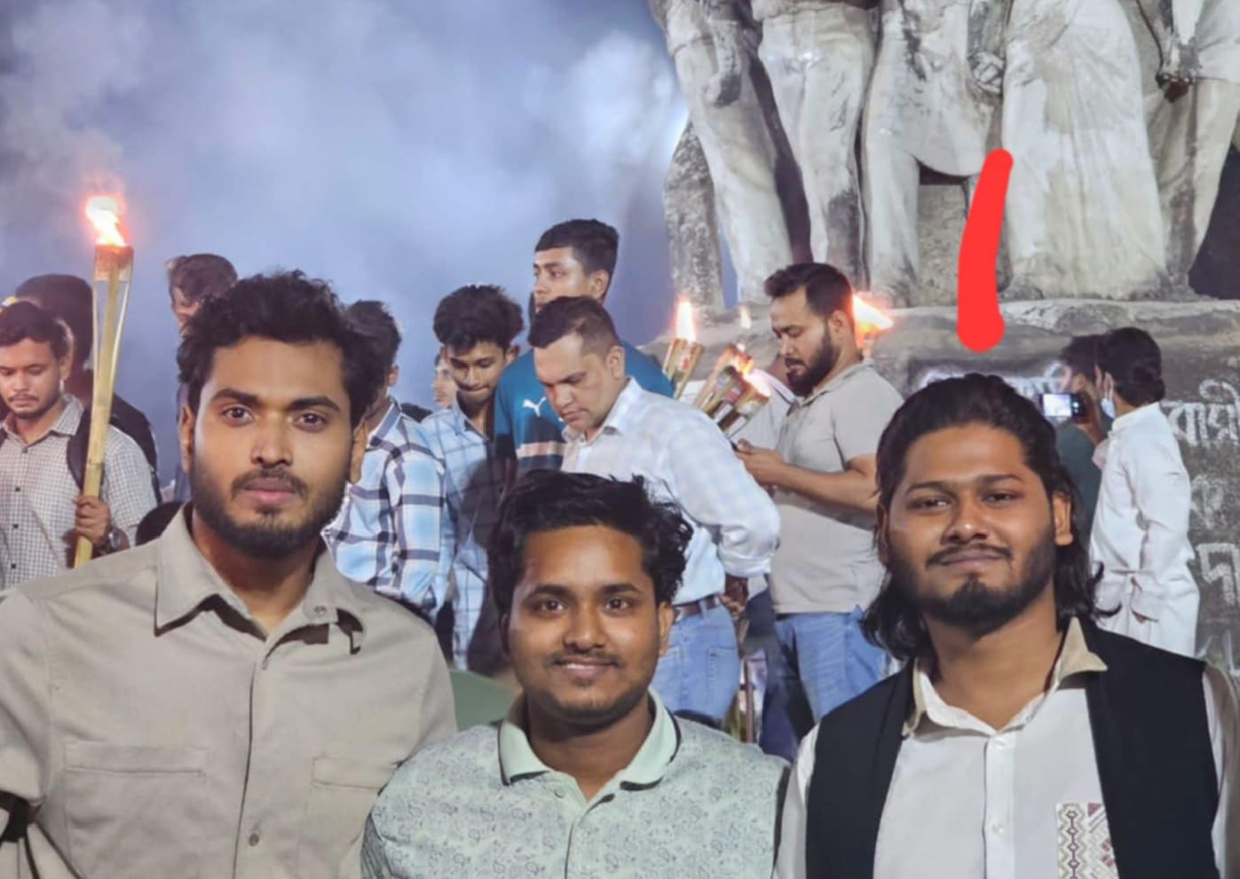 এক বছরে মব সৃষ্টি করে কোটিপতি ছাত্র শক্তির এহসান হক।