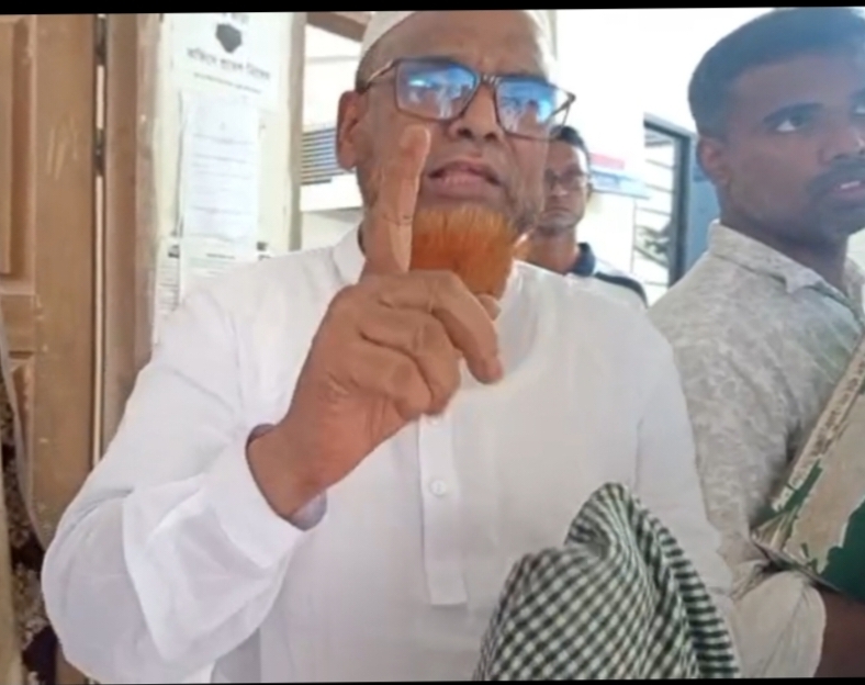 কুতুবপুর ভূমি অফিসে সাংবাদিককে বাধা, মোবাইল ছিনিয়ে নেওয়া ও ২৫ হাজার টাকা ঘুষ দাবির অভিযোগ।