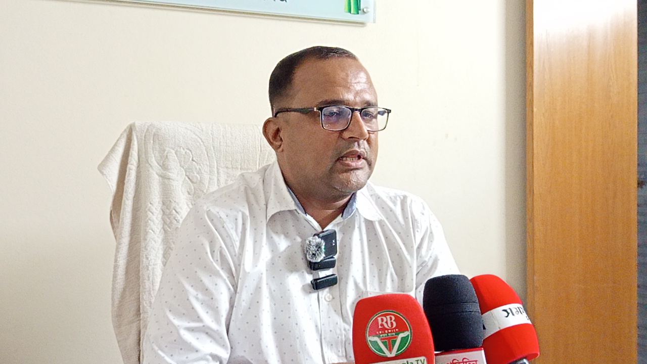 দায়িত্ব  নেওয়ার পর থেকে উন্নয়ন ও জলবদ্ধতা নিরসনে কাজ করছি: গোলাকান্দাইল ইউপি ভারপ্রাপ্ত চেয়ারম্যান নাসির মিয়া।